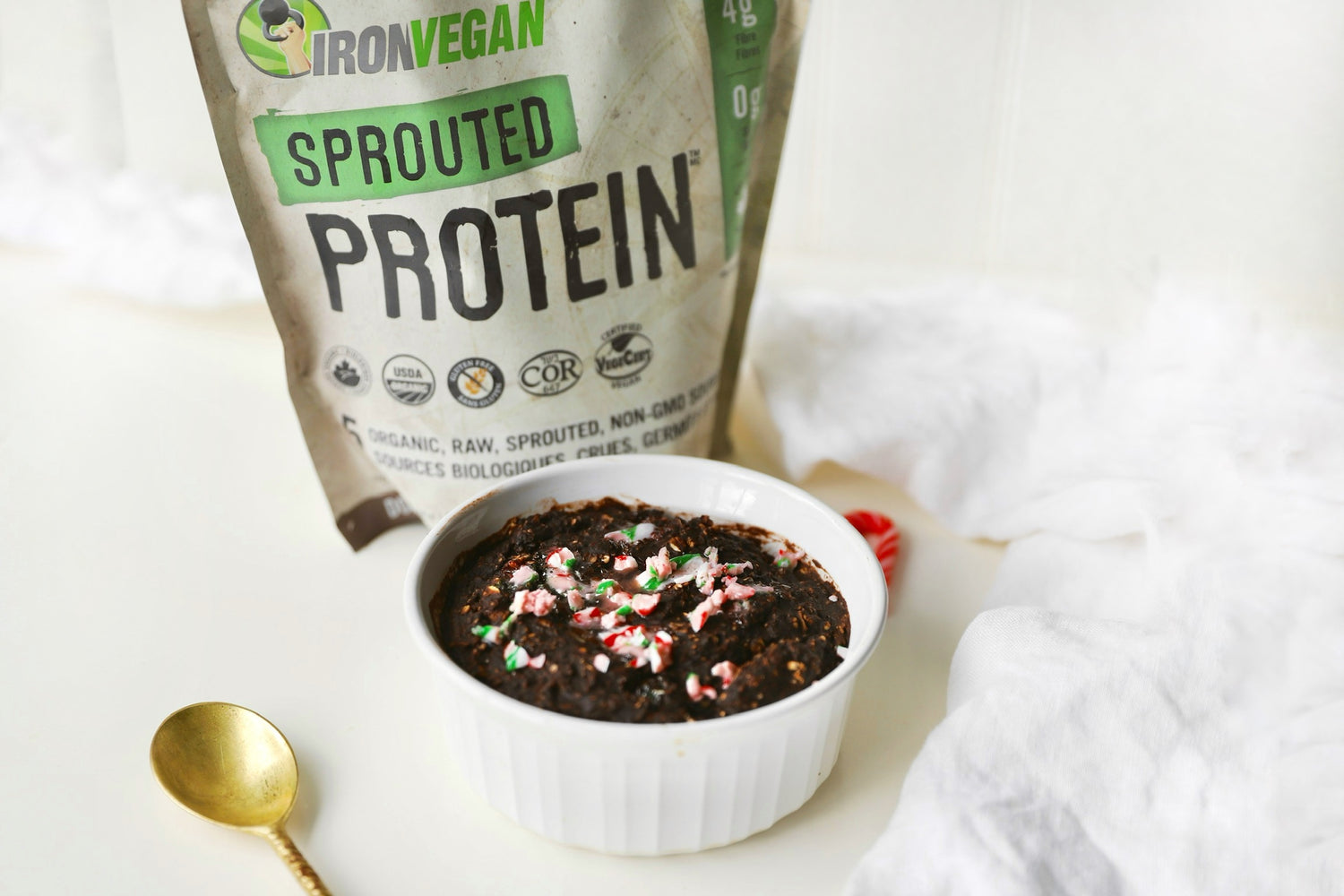 Easy Vegan Protein Chocolate Peppermint Baked Oats